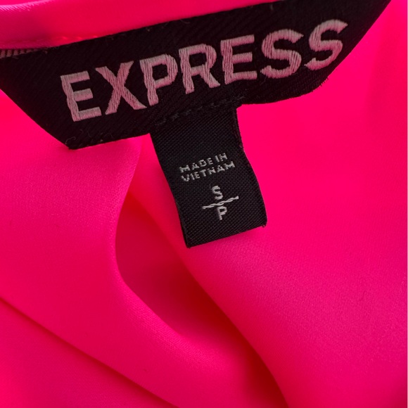 Pink blouse - Picture 3 of 3